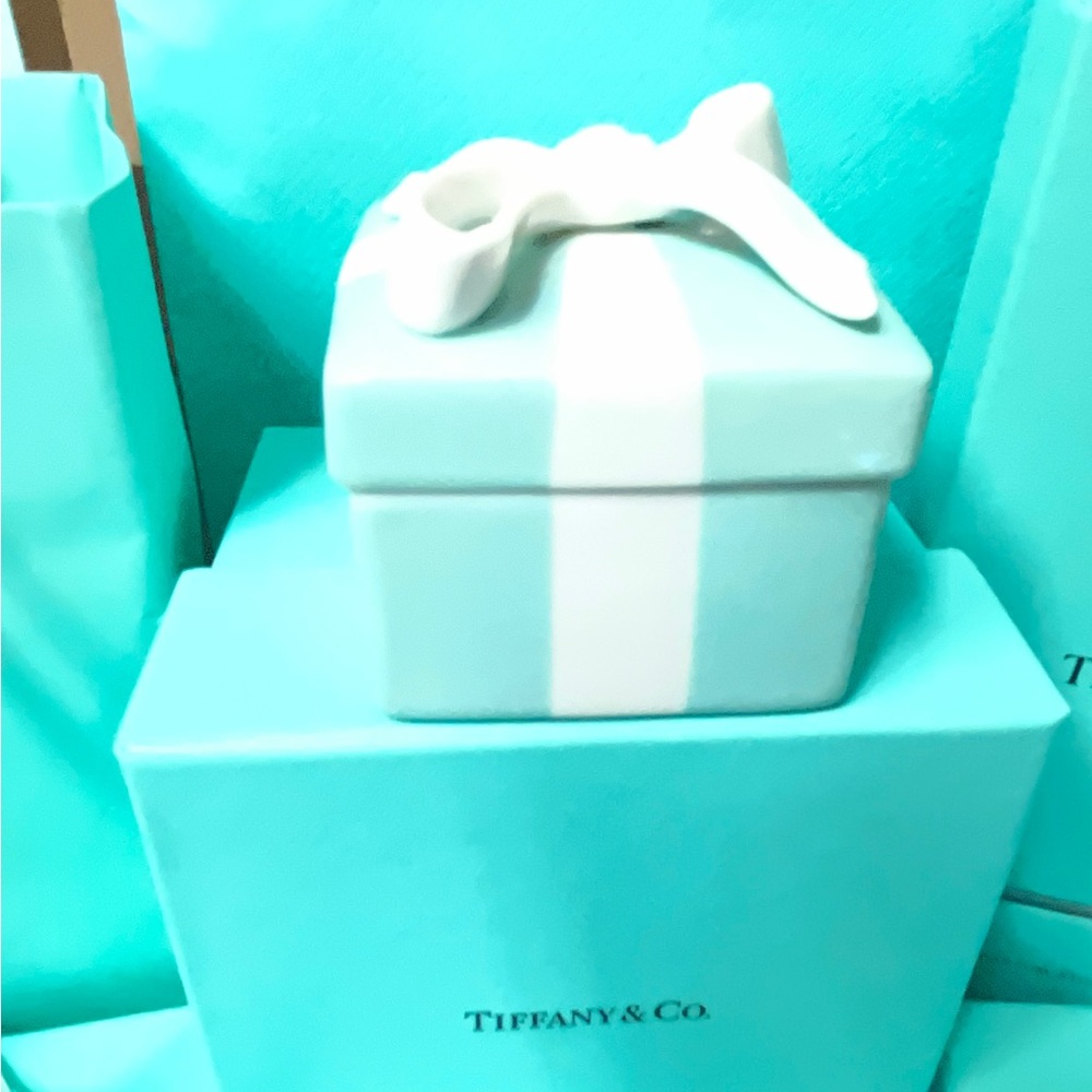 TIFFANY&Co. Jewelry Box Couples Classic Blue Bow Mini Square Ceramic.